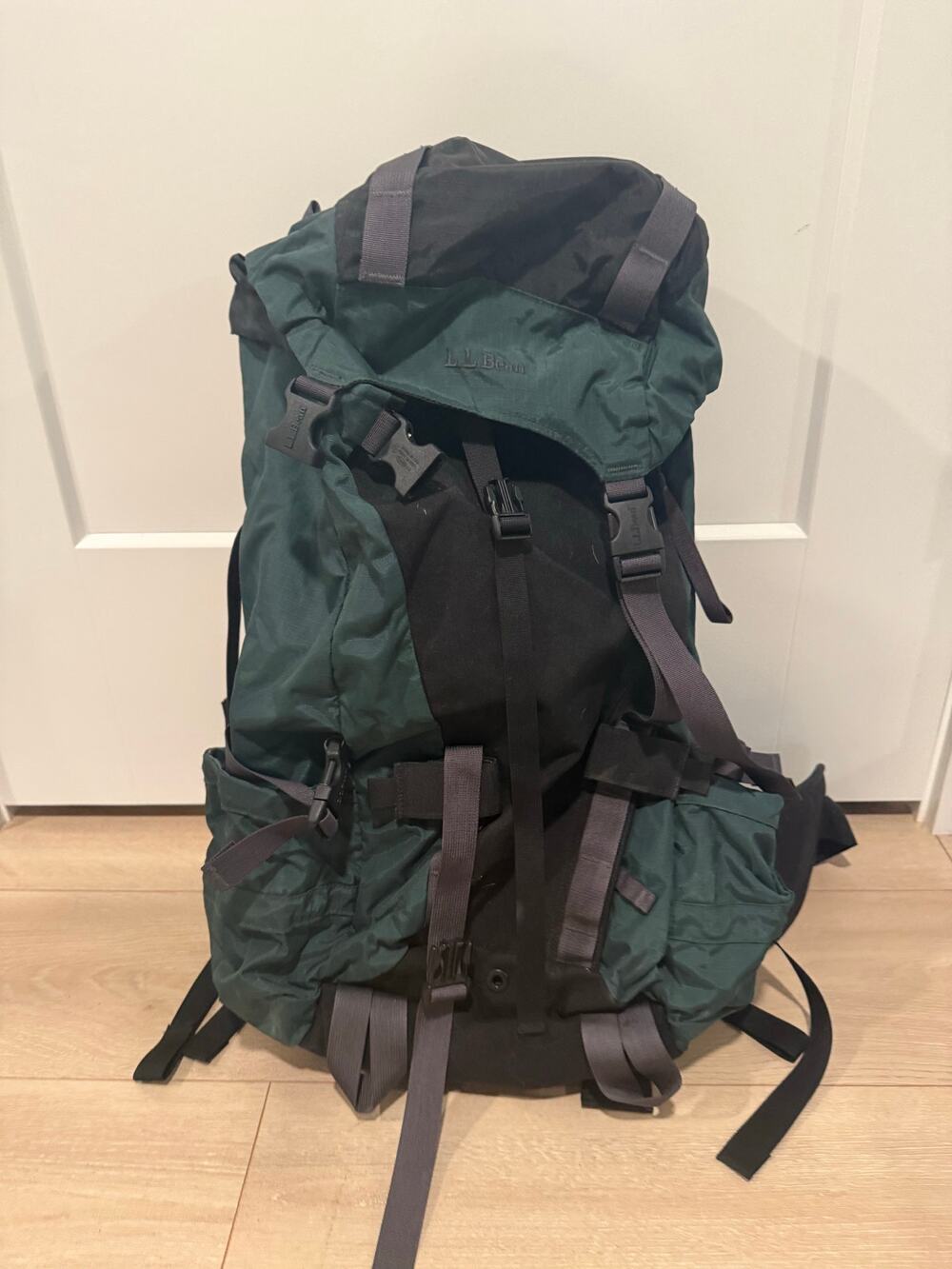 L.L. Bean Hiking Backpack Adult Size Green JM
